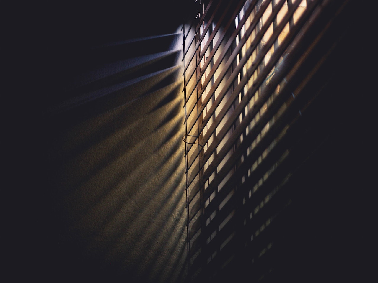 Window Film vs. Blinds: Which Is the Better Choice for Your Home?